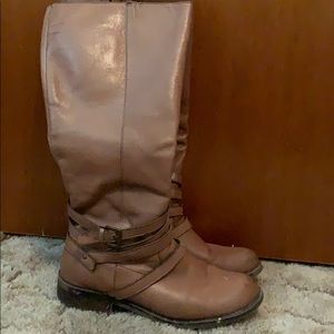 Brown boots